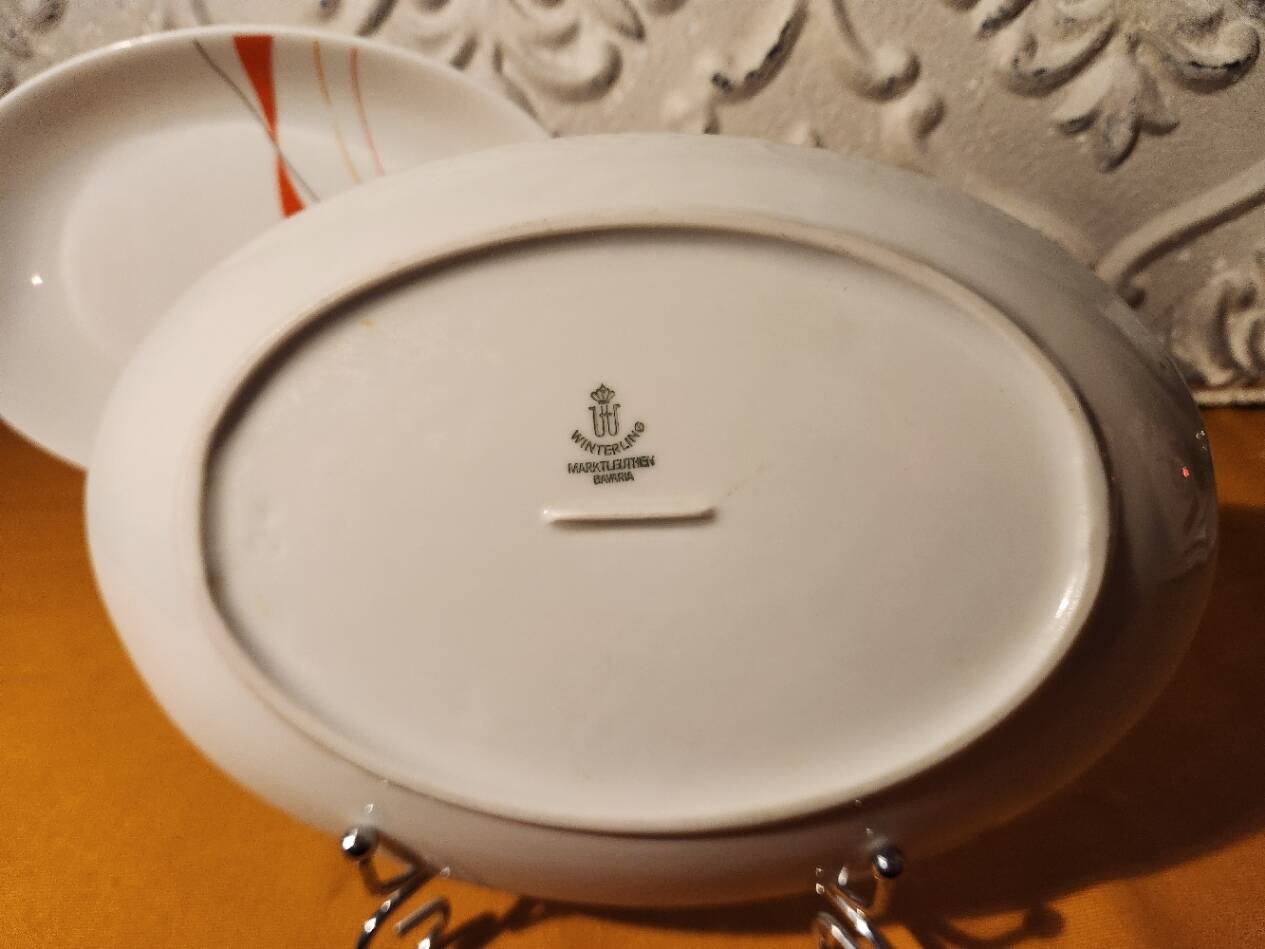 Pair of small oval designer dishes 70 Winterling Marktleuthen Bavaria