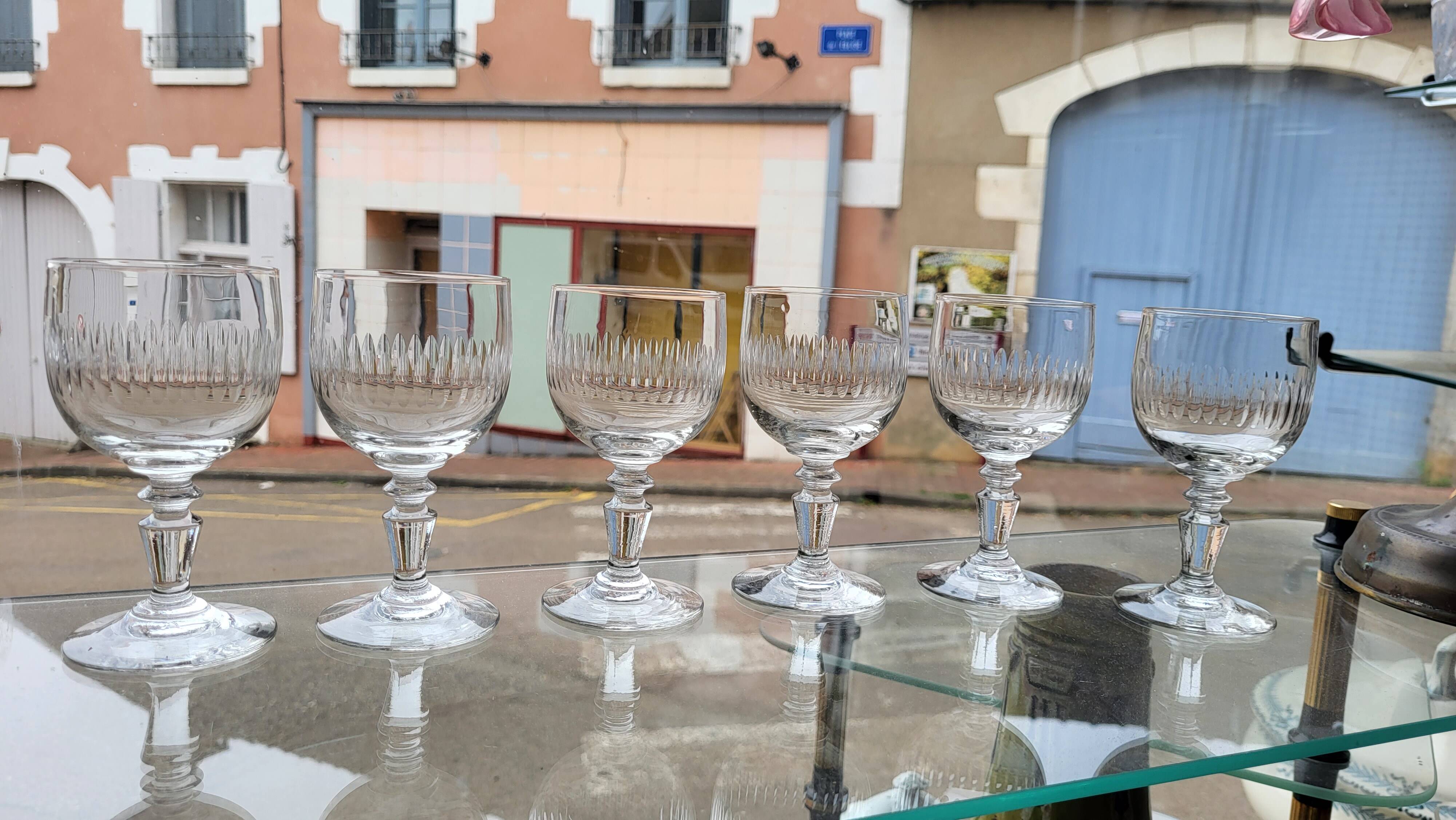 Set of 6 wine glasses XIXth