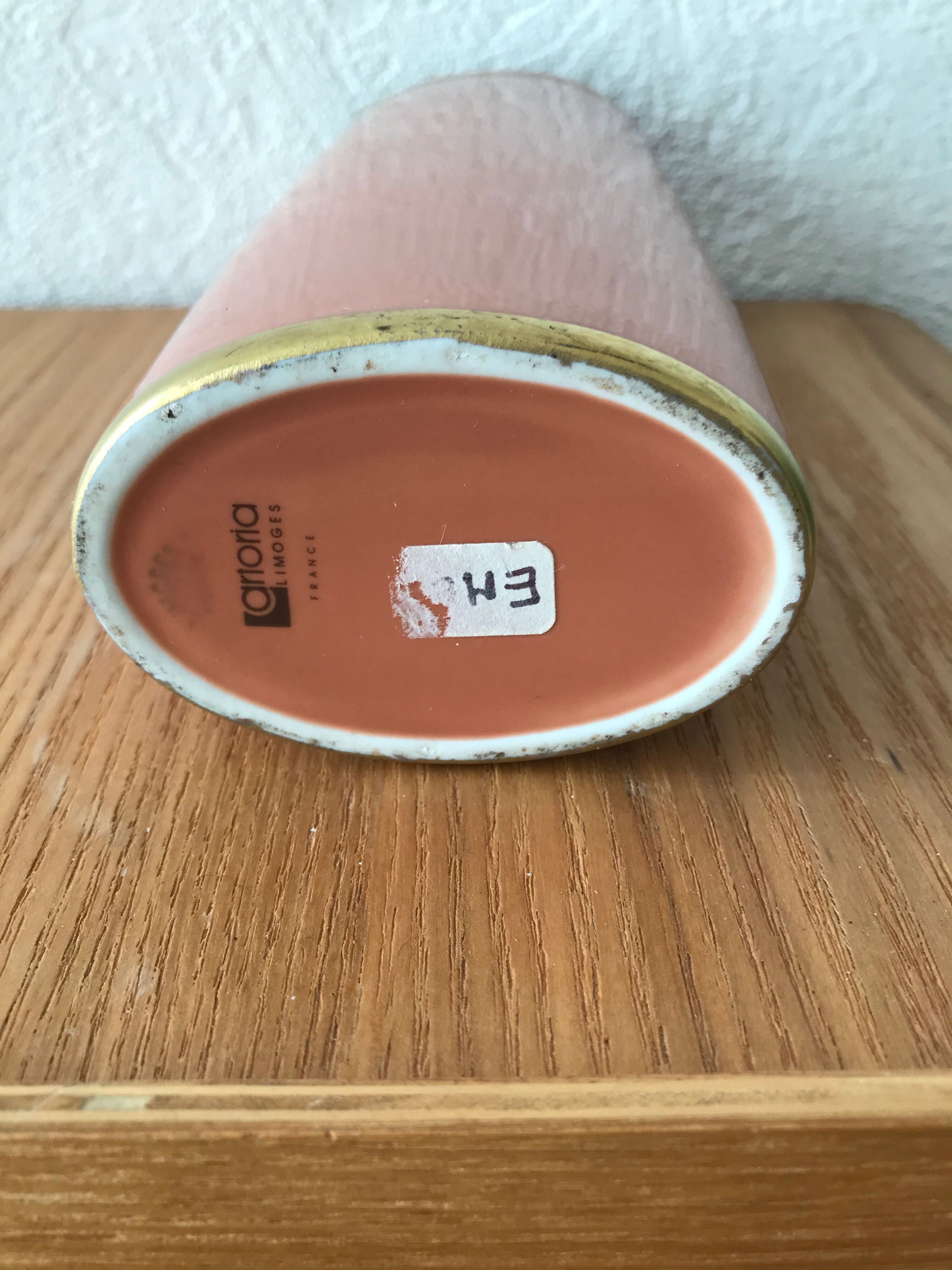 Limoges Artoria porcelain vase