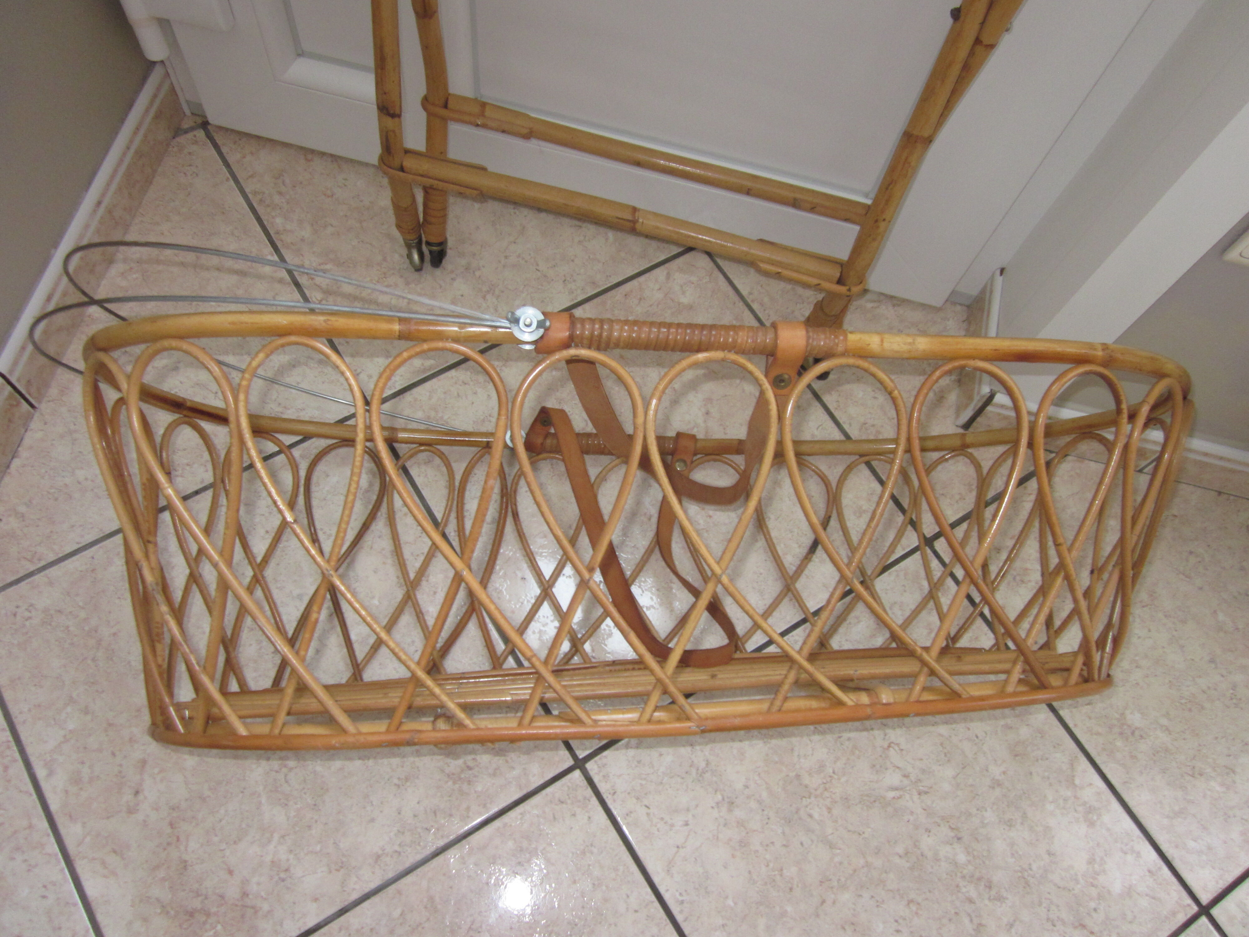 Basket rattan of the 60s