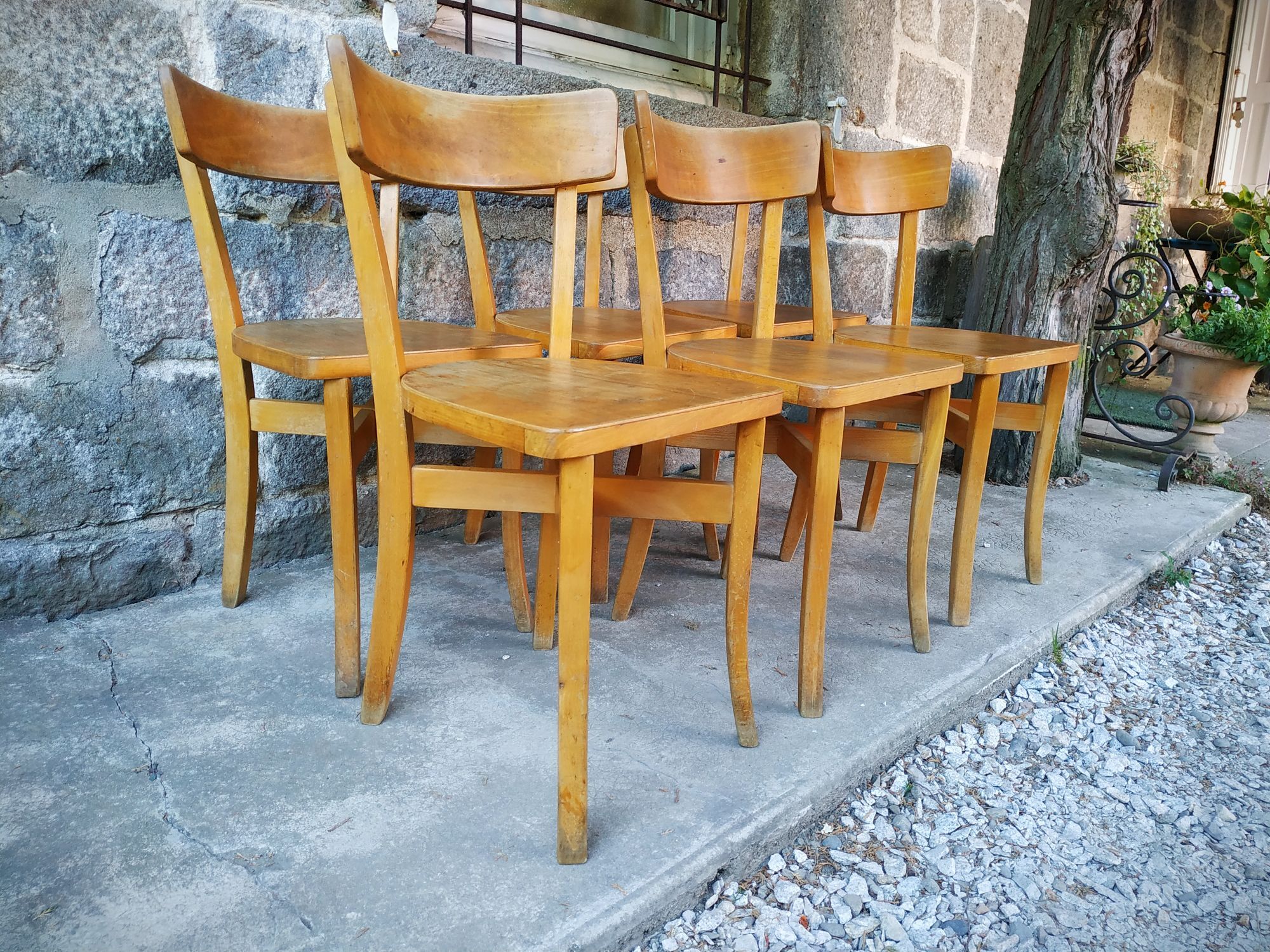 Série de six chaises bistrot Luterma