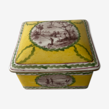 Paris Porcelain box early nineteenth 5 registers on yellow background