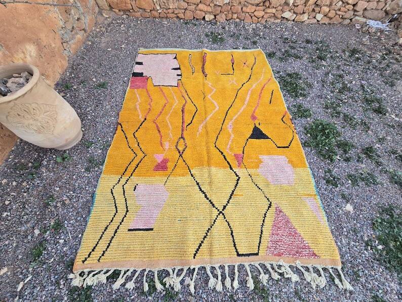 Unique Moroccan Berber rug 250cmx150cm