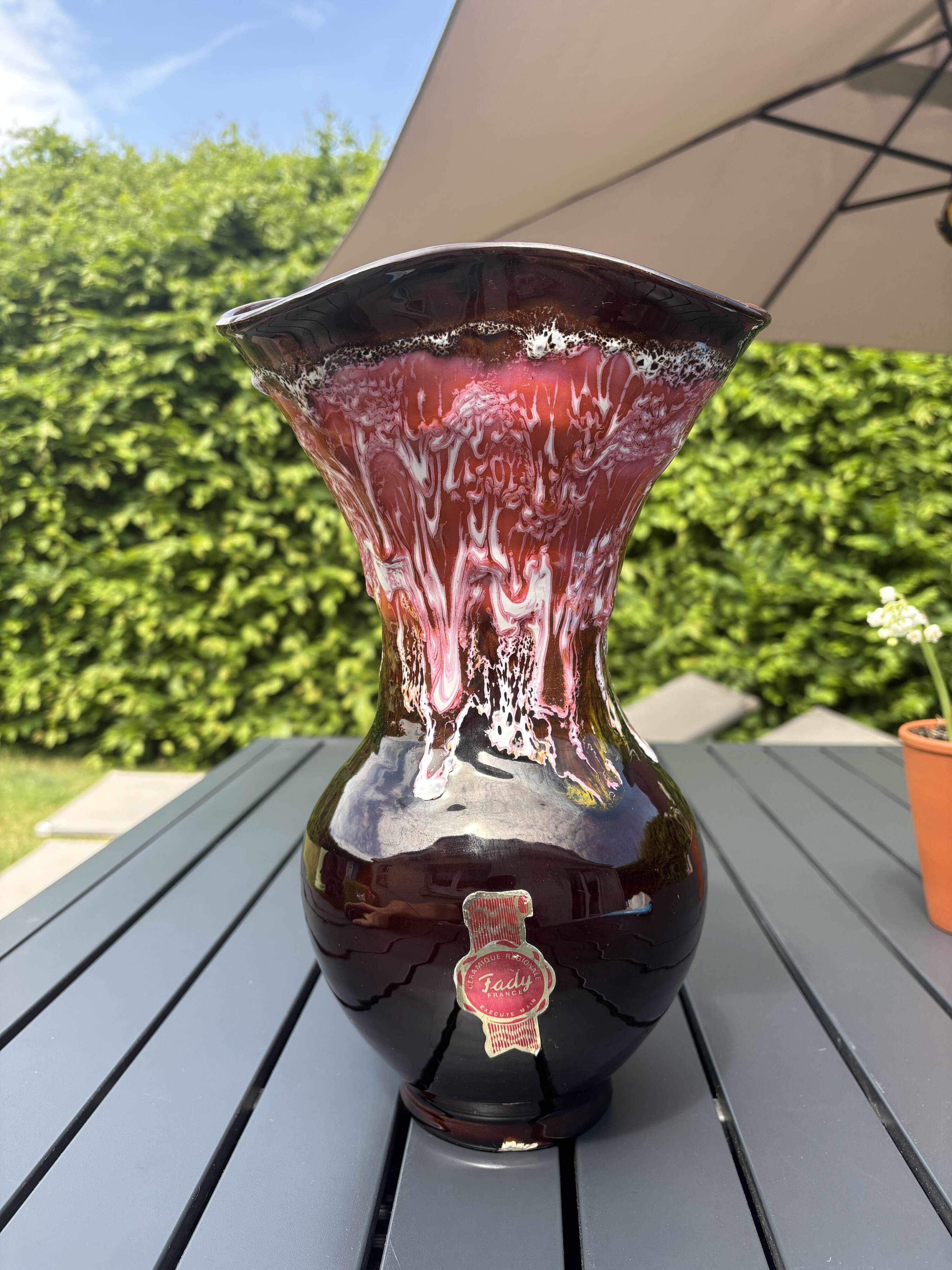 Vase Fady, nuances de rouge, fait main