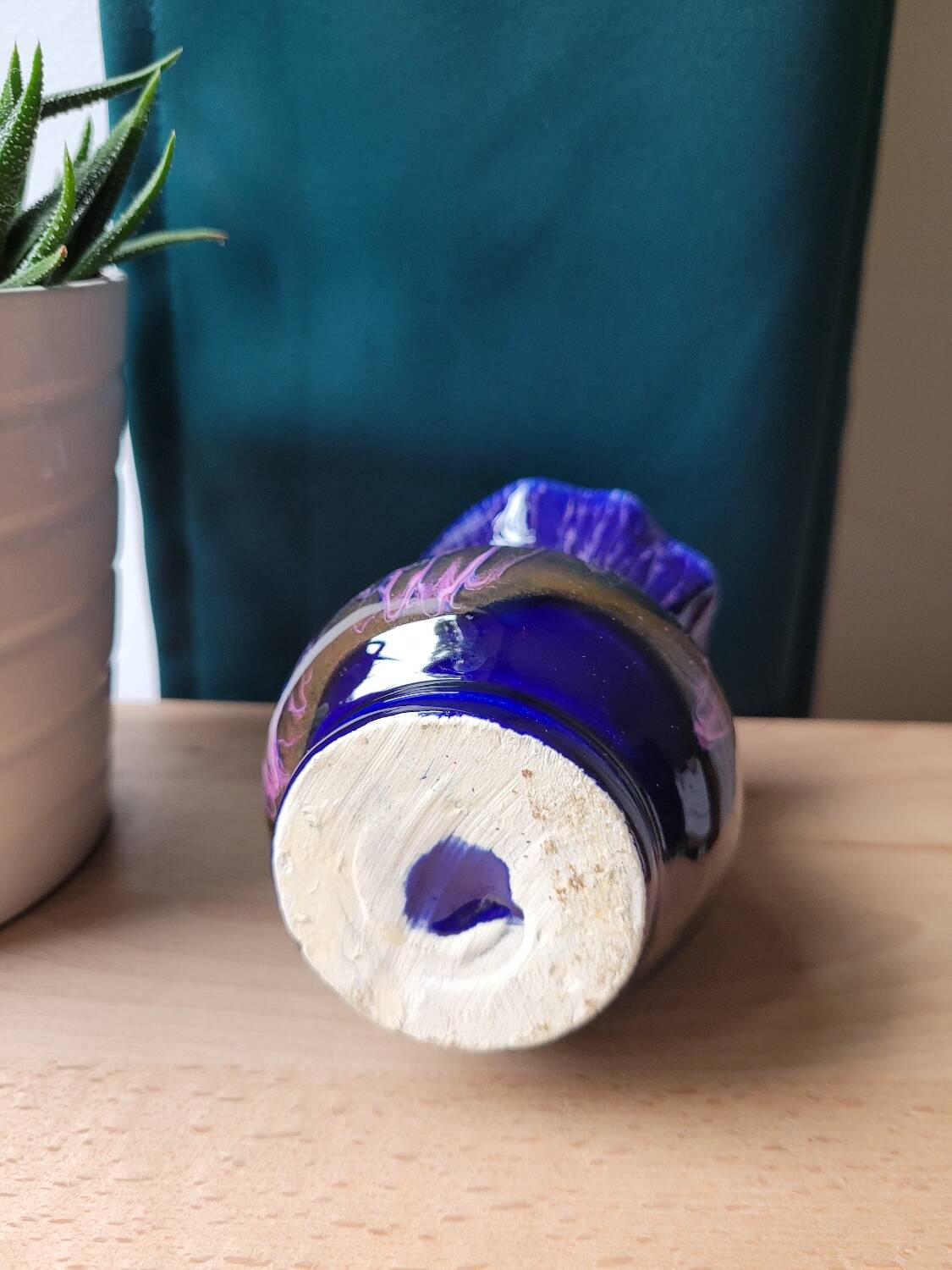 Enameled porcelain vase