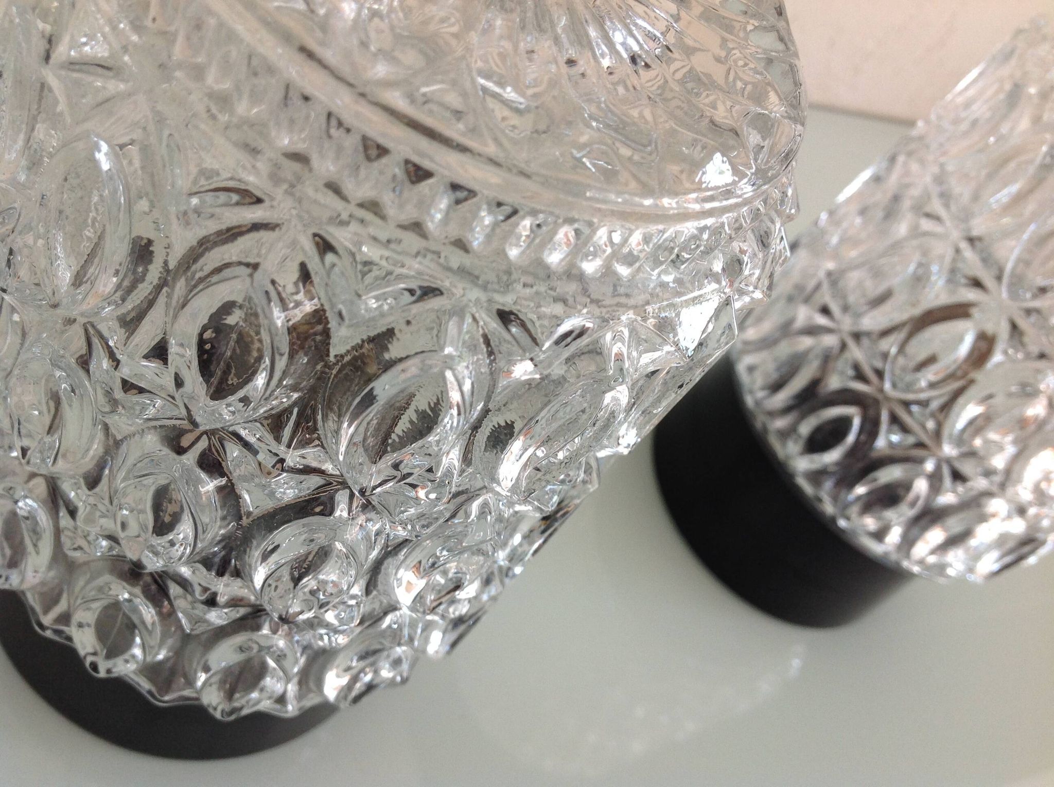 Paire de plafonniers cylindriques  en verre structuré / vintage années 60-70