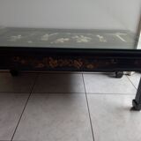 Table chinoise laquée ivoire et nacre pied pliant
