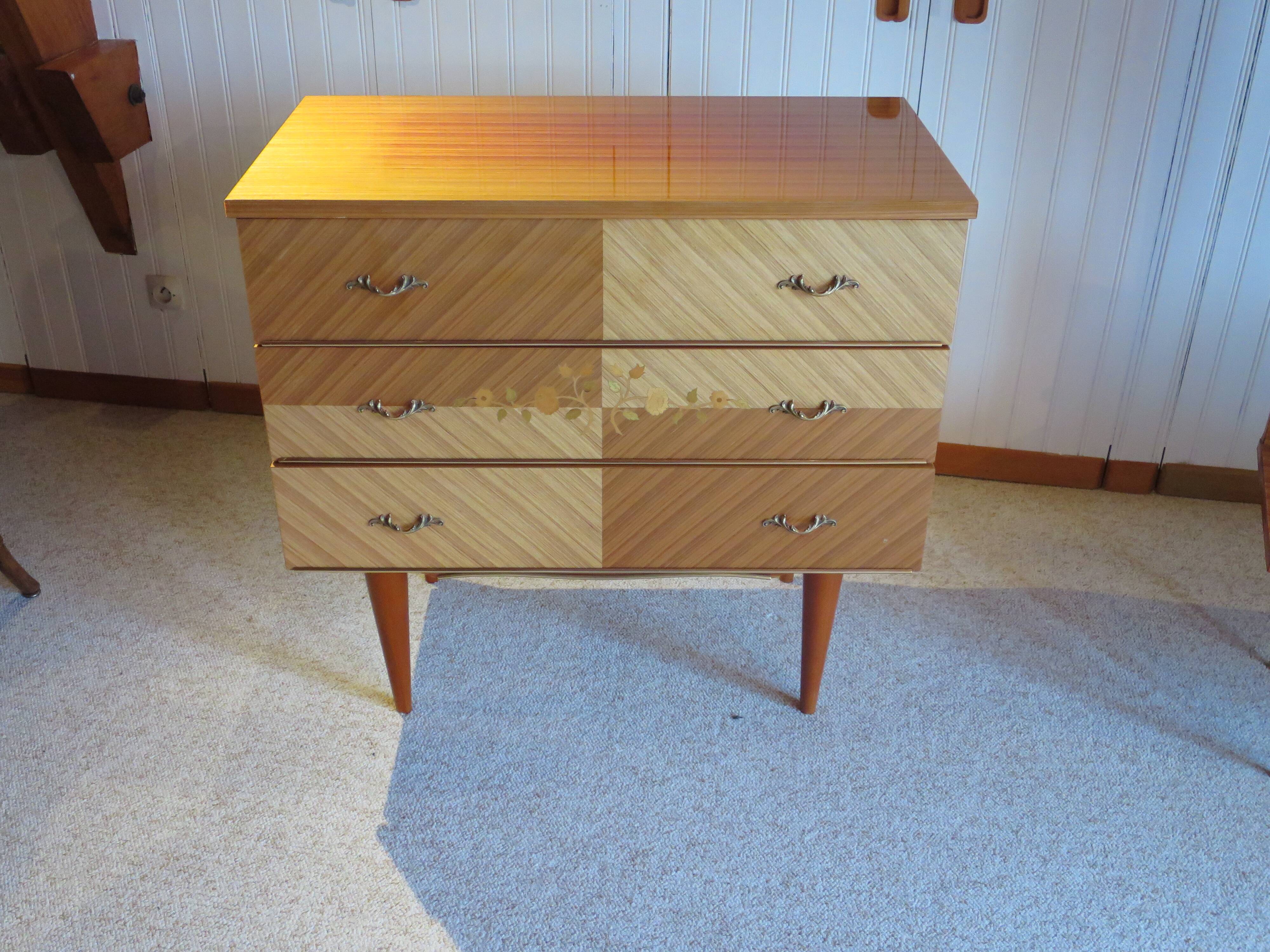 3-drawer chest of drawers - 60s - vintage - marquetry effect - spinning top feet