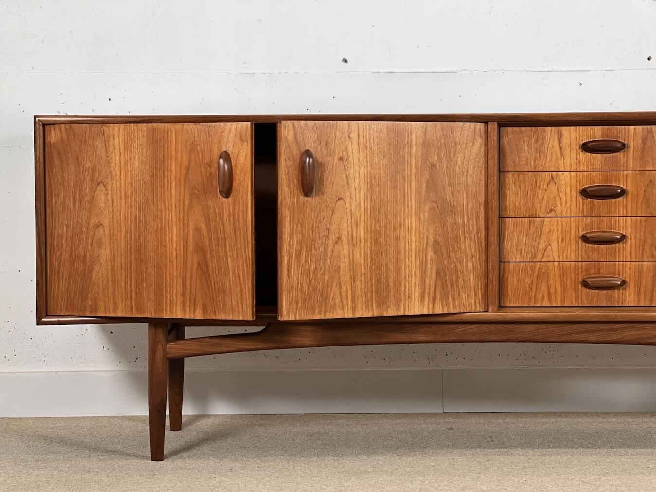 Sideboard (Brasilia Collection)