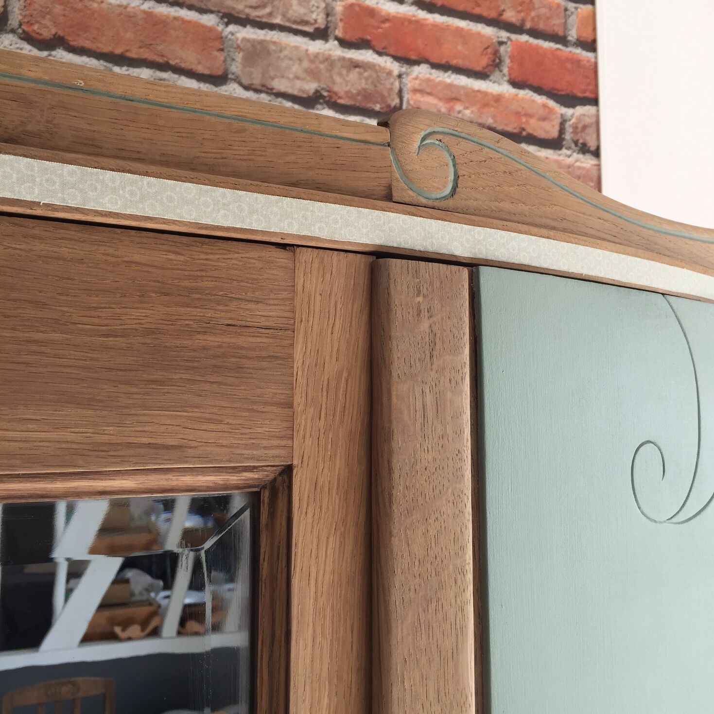 Wardrobe with mirror