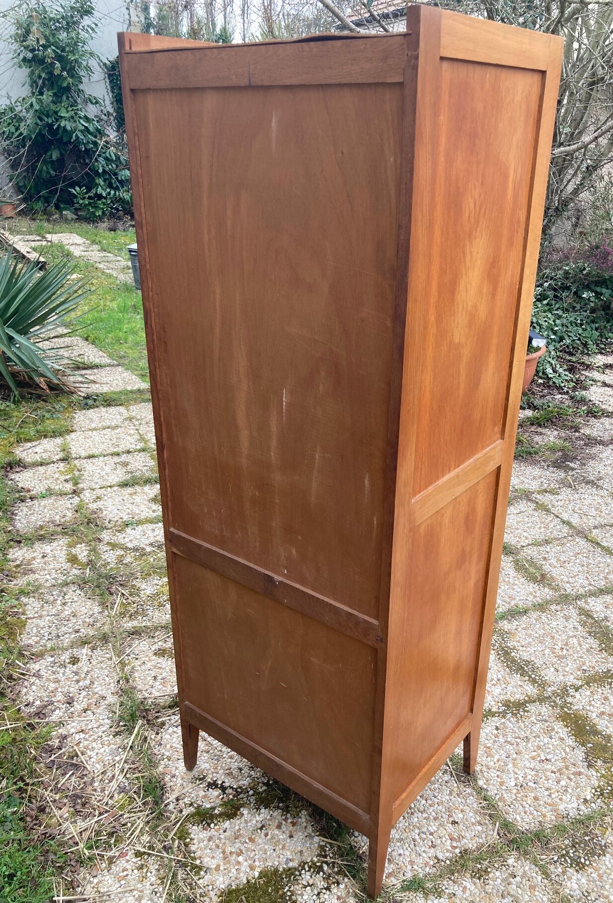 Vintage knitted bonnet feet compass