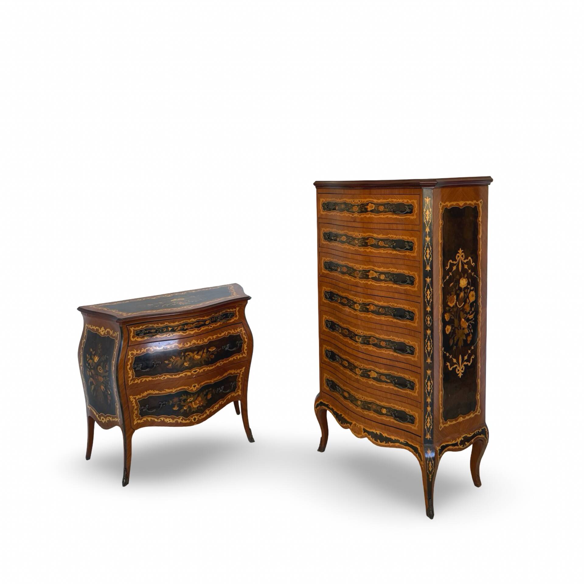 Wooden bedroom suite with inlays in mid-century Italian style, by Pacifici Prete, Rome.