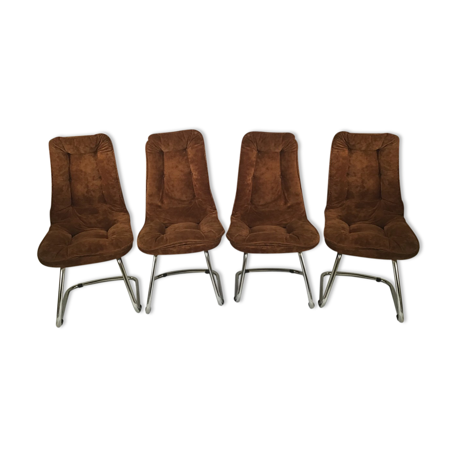 4 velvet-hulled chairs