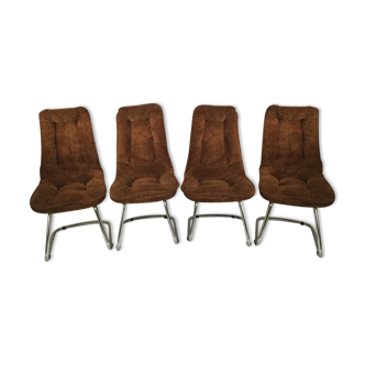 4 velvet-hulled chairs