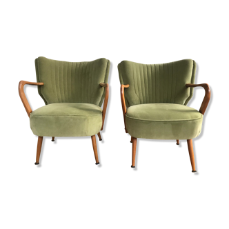 Paire de fauteuils cocktail vintage années 50's 60's en velours vert olive, restaurés et retapissés