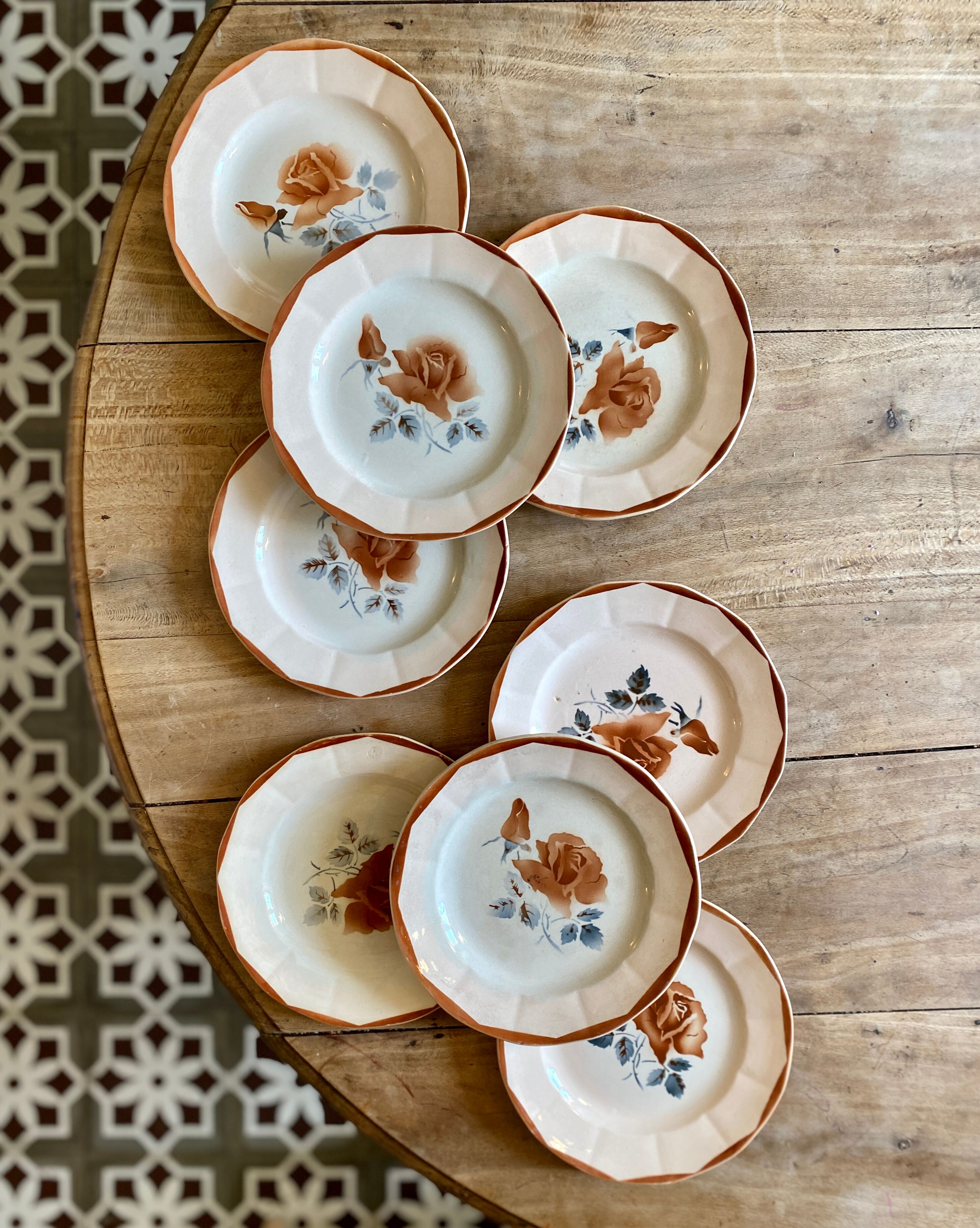 Set of 8 vintage dessert plates, model 9181 by Digoin