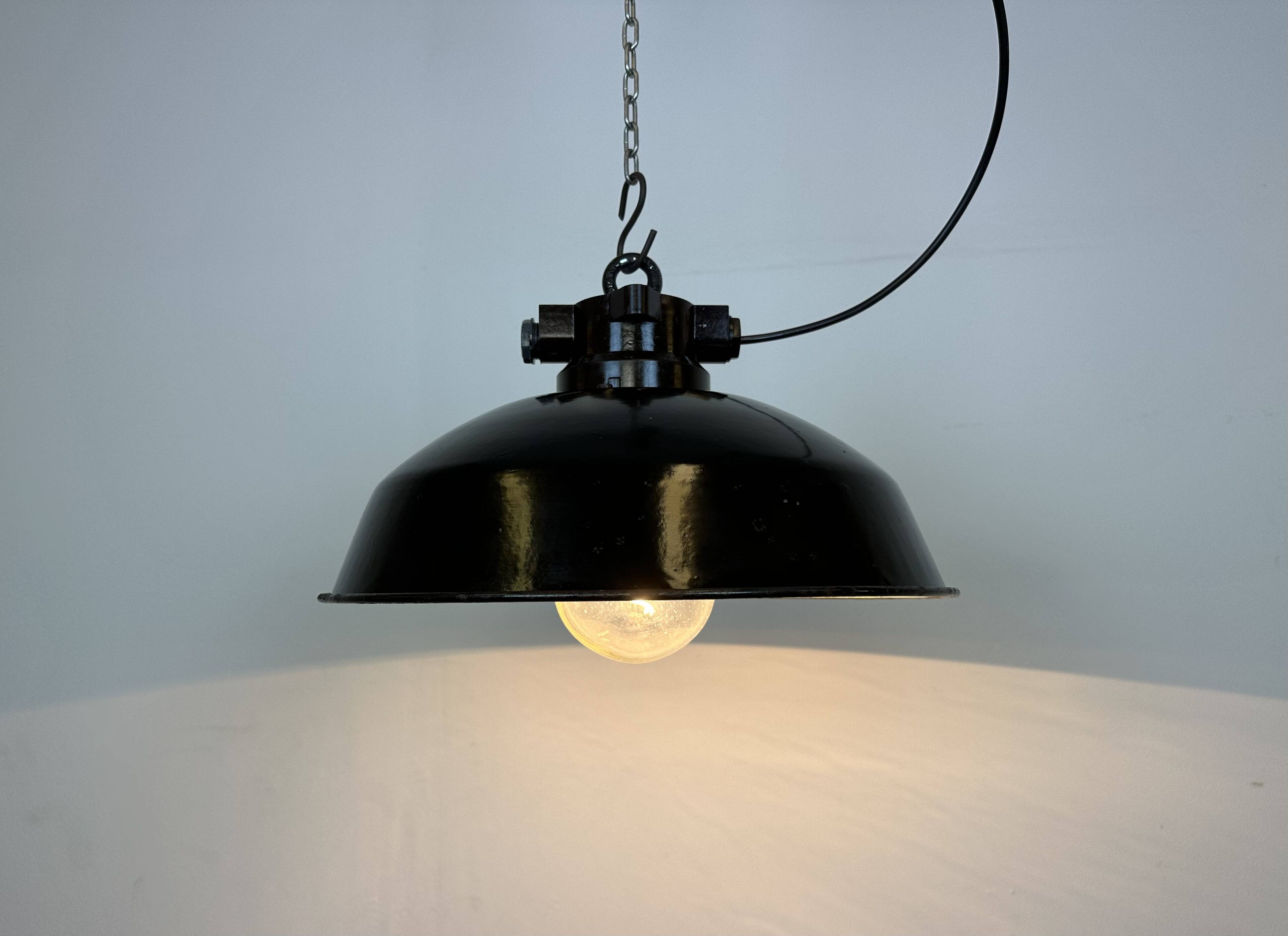 Industrial black enamel factory pendant lamp, 1950s