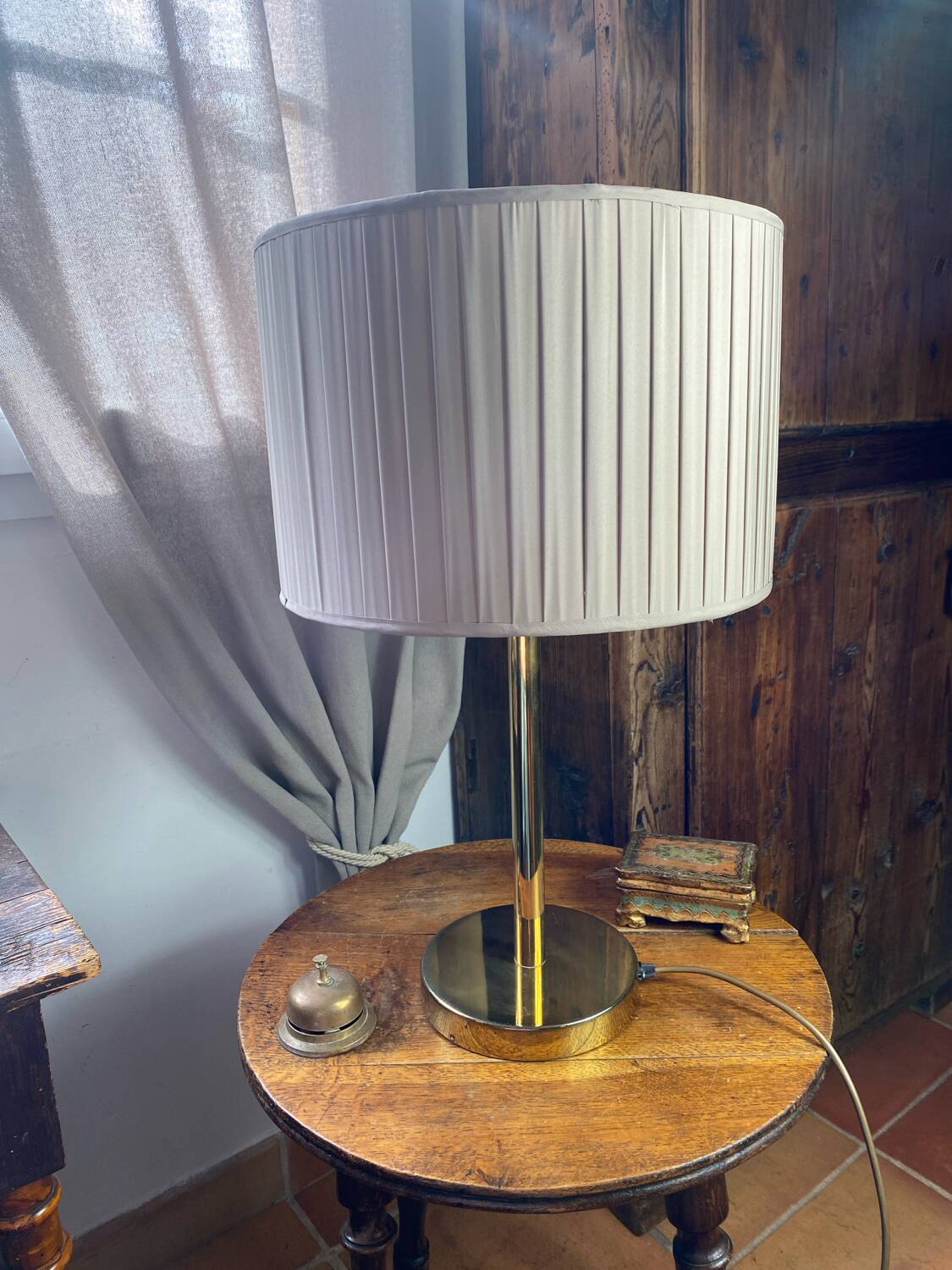 Brass lamp with pleated shade