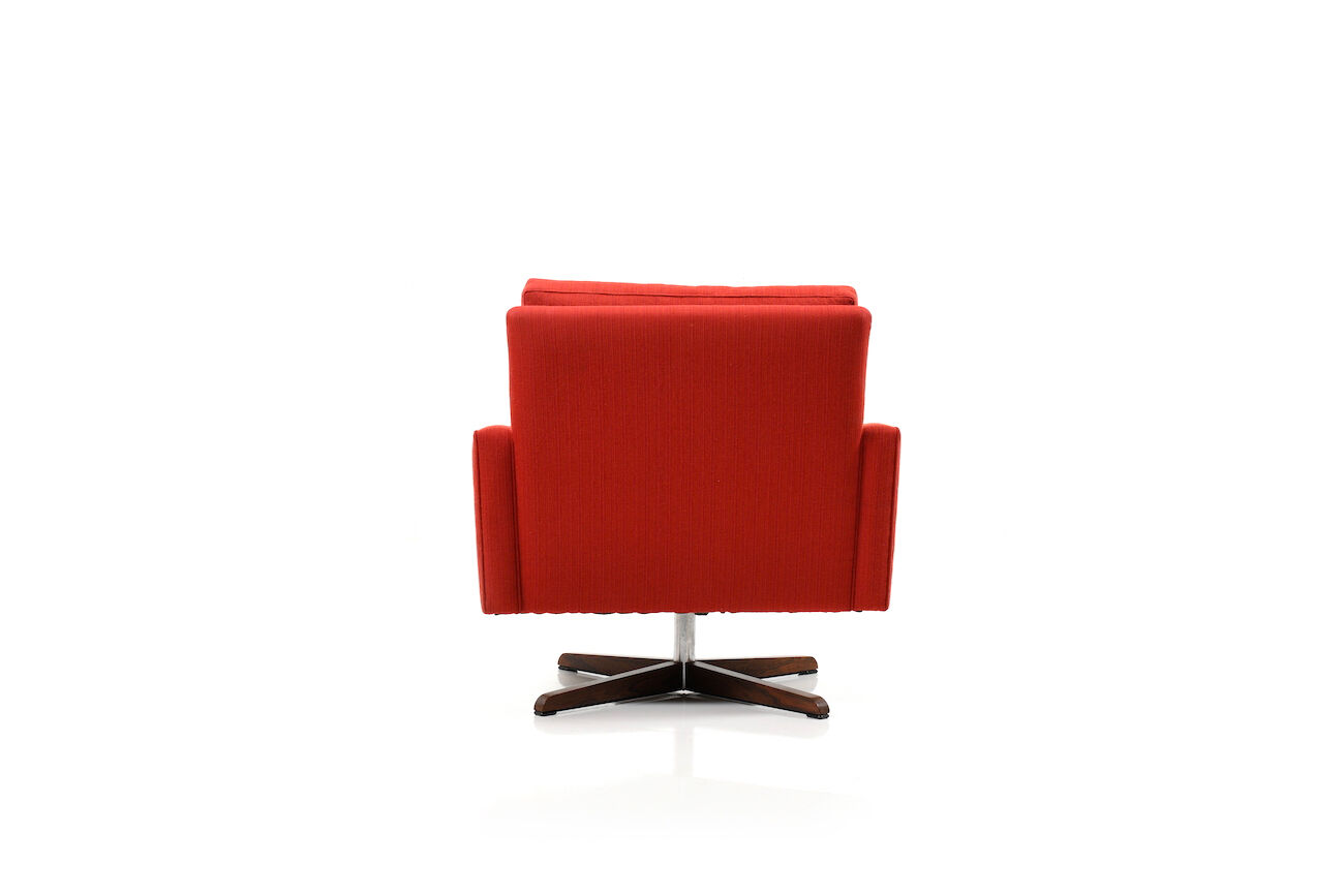 Fauteuil de salon danois pivotant du milieu du siècle