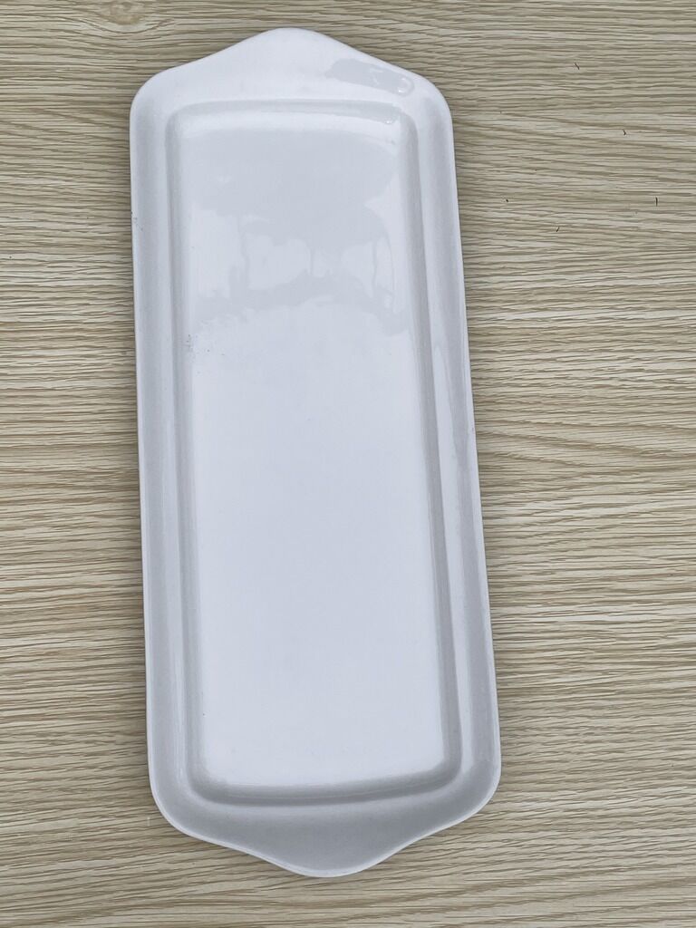 Porcelain cake dish Pillivuyt