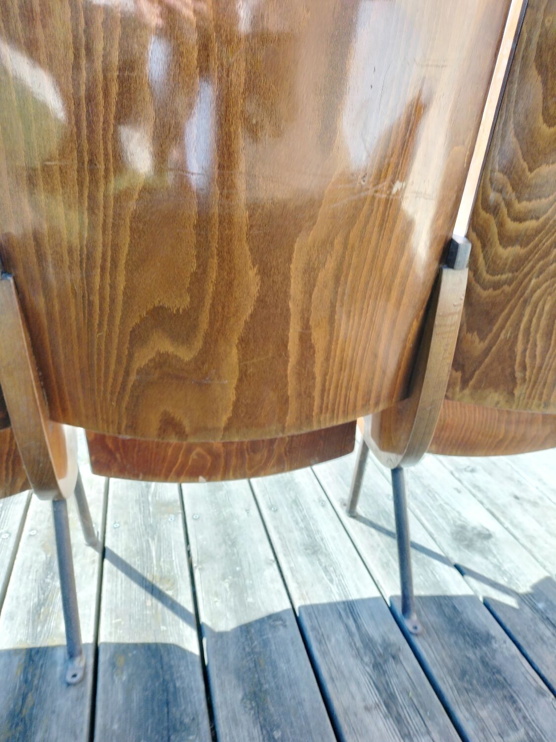 Parretti cinema chairs