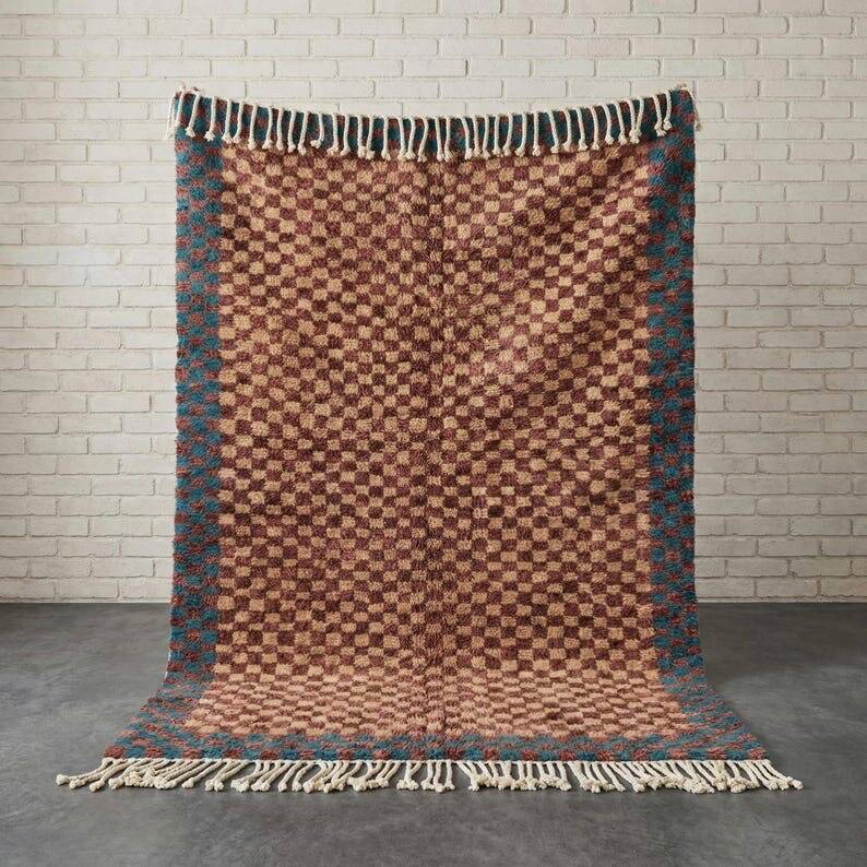 Authentic handmade natural wool rug size 2/3 m