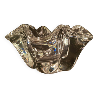 Corolla-shaped ashtray and pocket tray, Vannes Le Chatel crystal.
