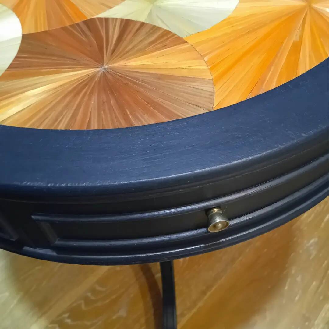 English pedestal table