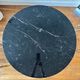 Table noire Tulipe Saarinen Knoll 90cm en marbre