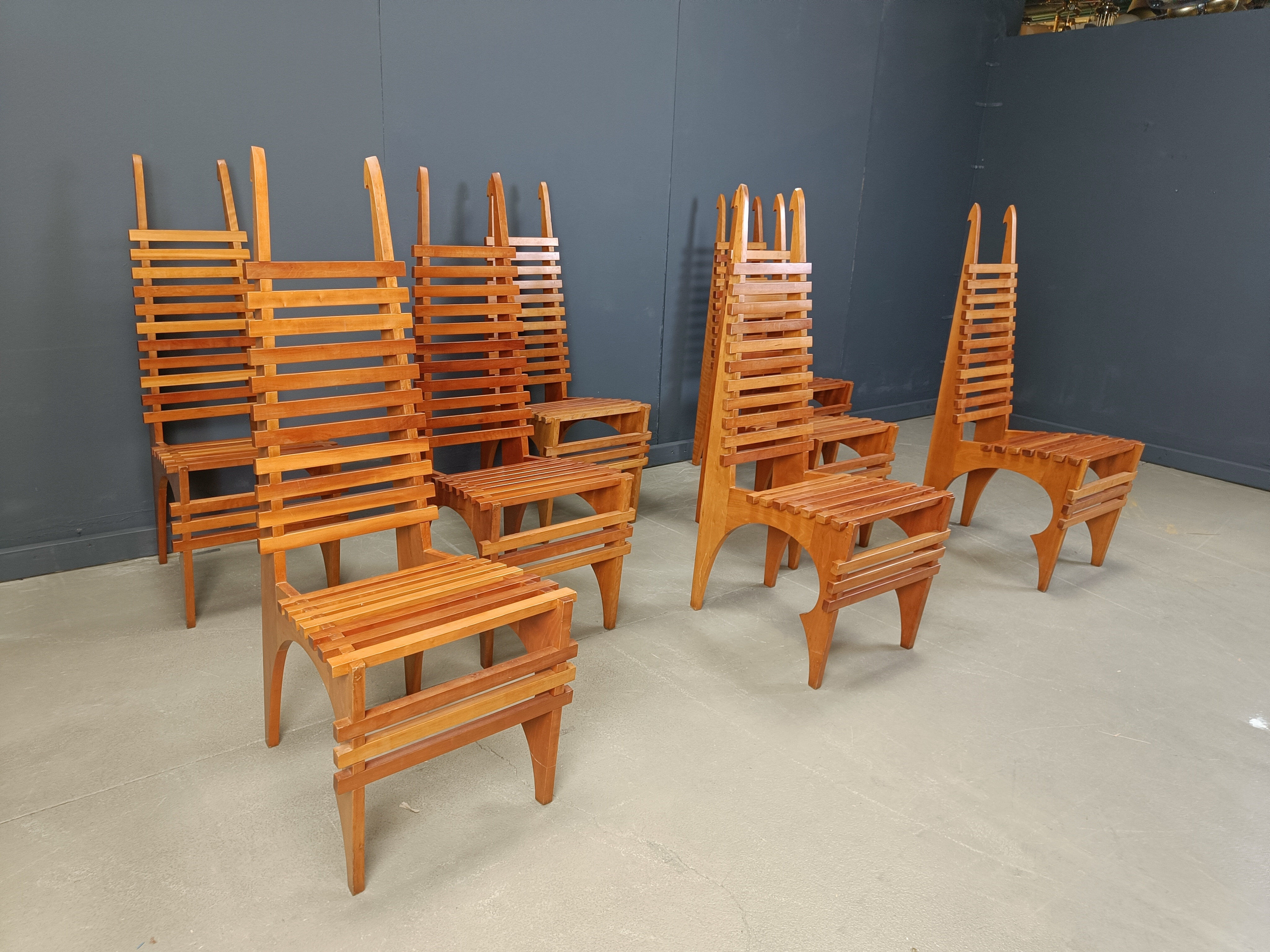 Chaises de salle à manger 'Calcar' postmodernes par Benoit Lange, années 1990.