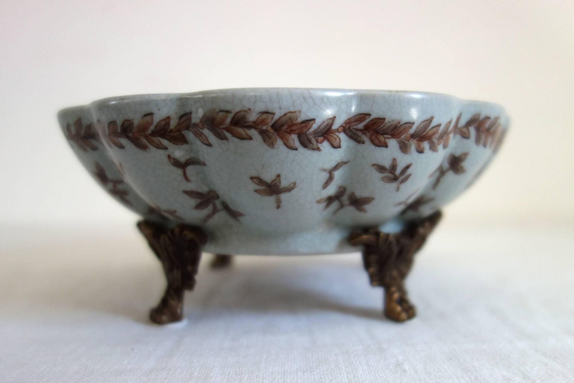 Empty pocket bowl in porcelain G & C Interiors Denmark
