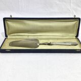 Art Deco pie shovel