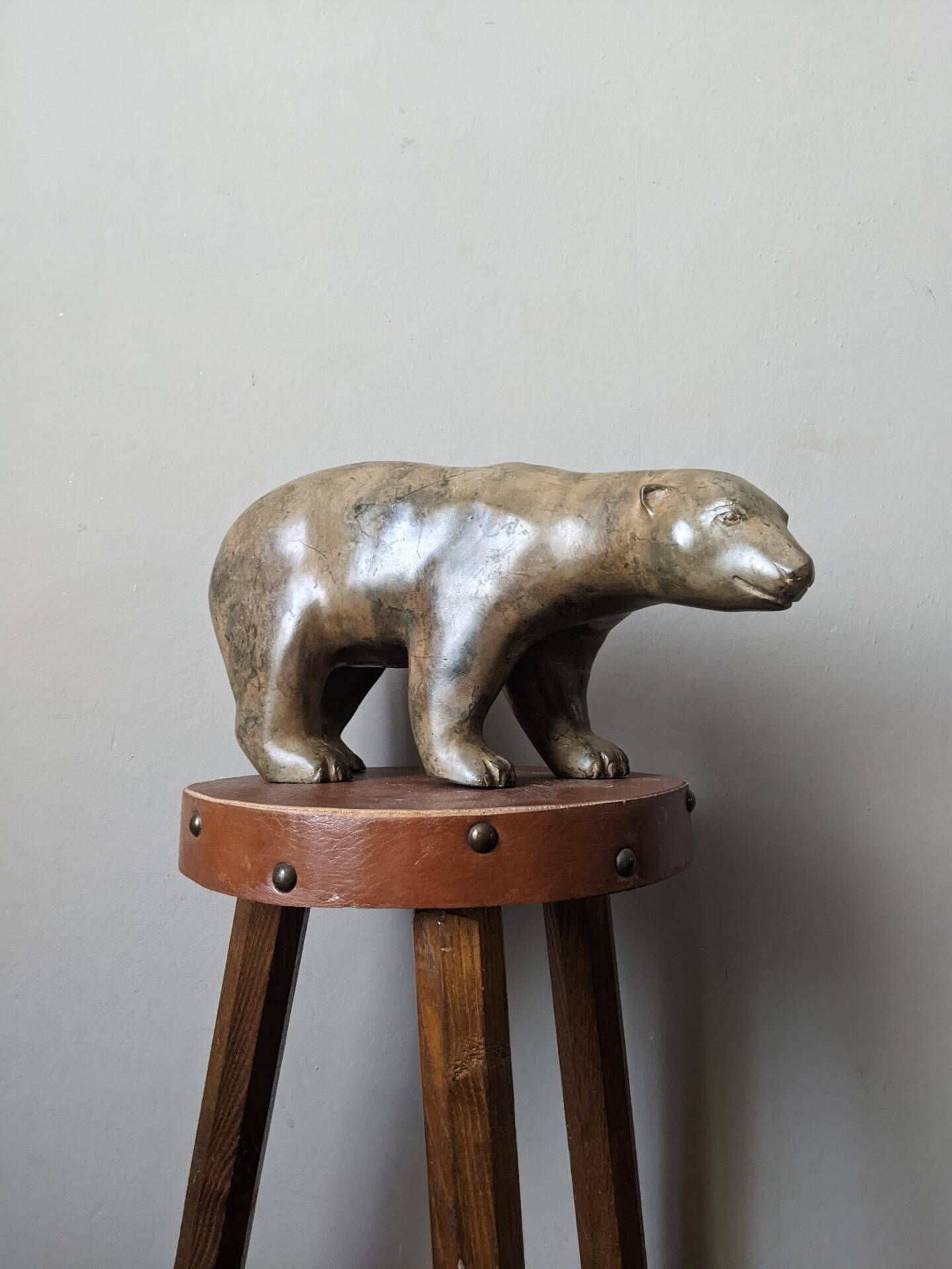 Bronze animal sculpture of a polar bear by Pierre Chenet.