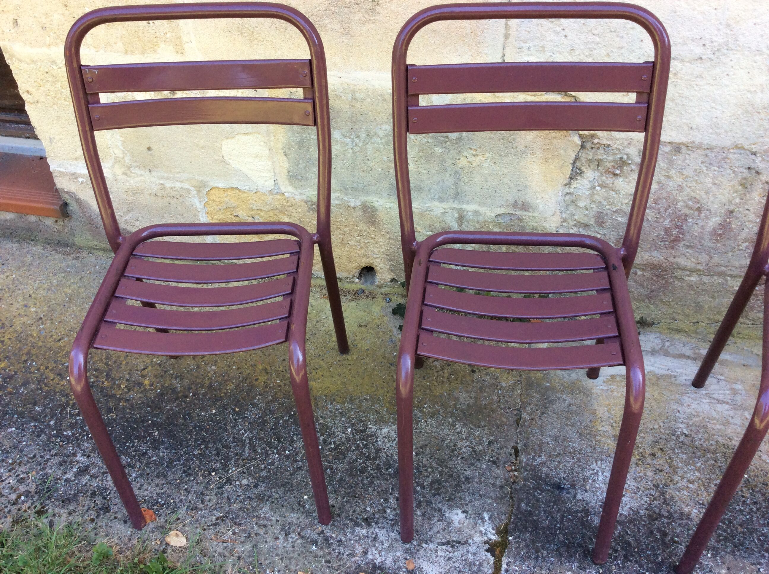 Série de 4 chaises en métal