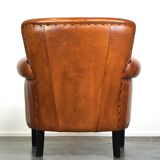 Sheepskin Armchair in Excellent Condition with a Luxurious Appearance