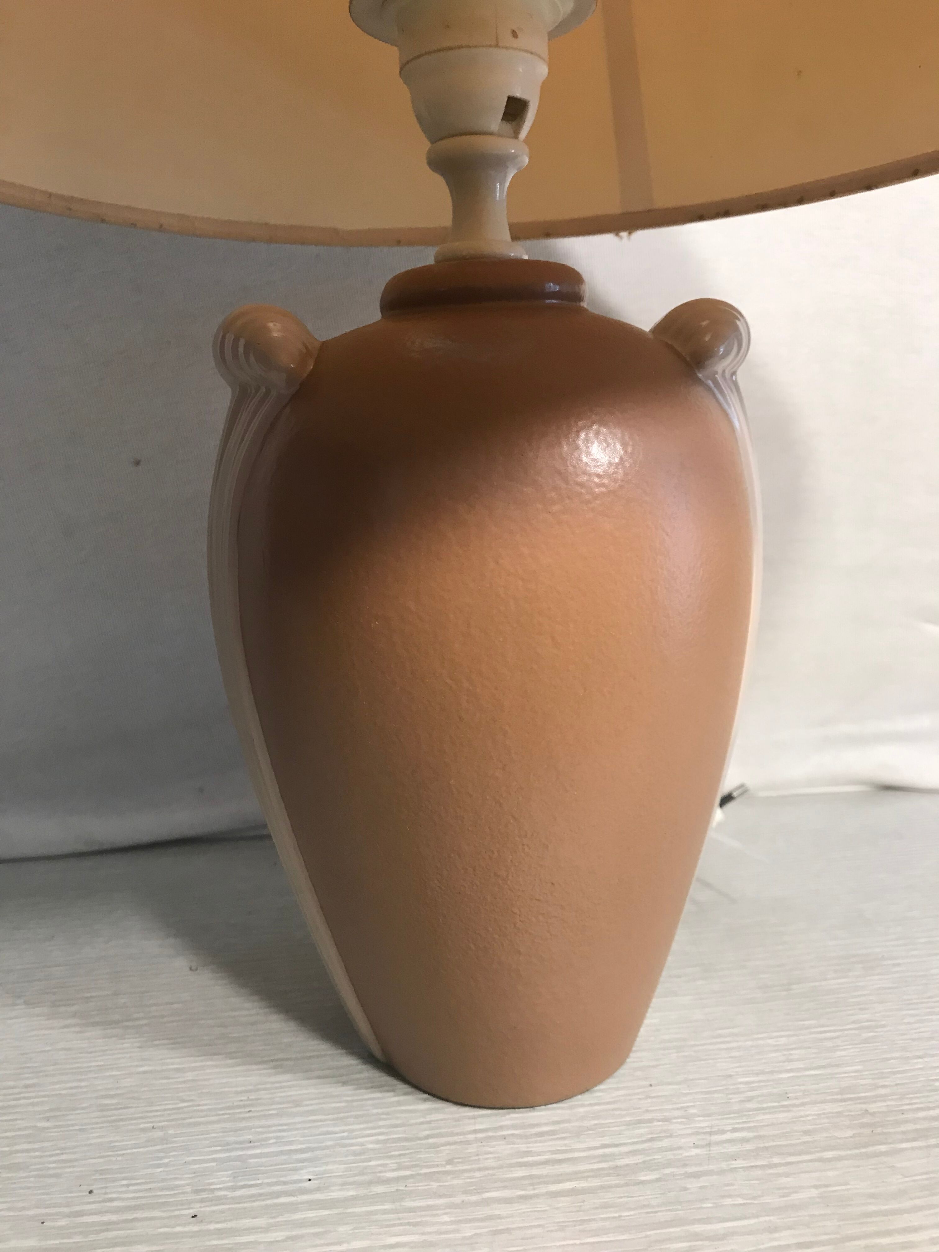 Old beige ceramic body lamp - abat-day vintage cream