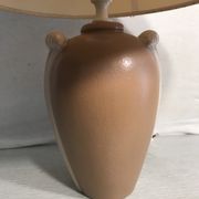 Lampe corps céramique beige abat-jour crème vintage