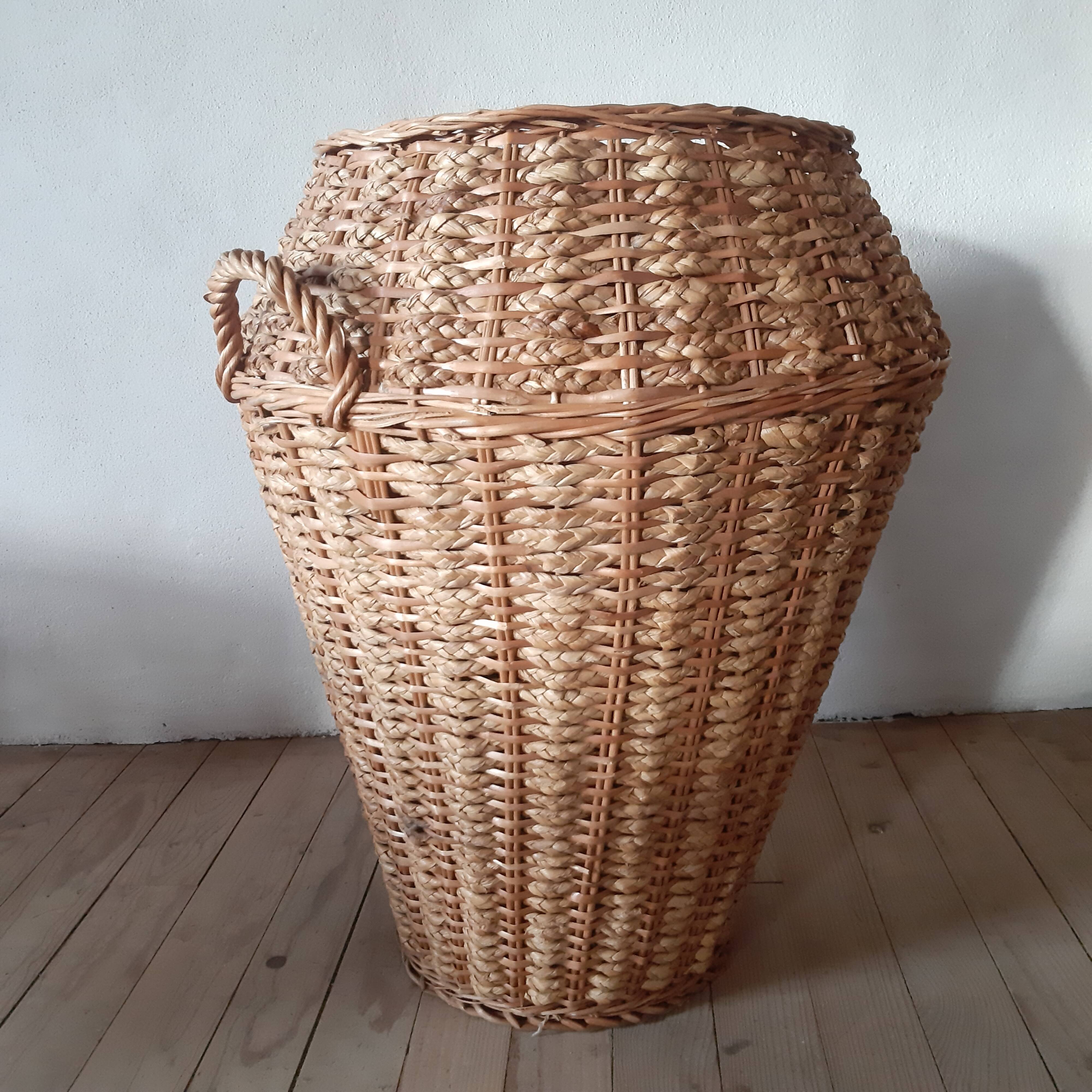 Vintage amphora basket in wicker and woven raffia