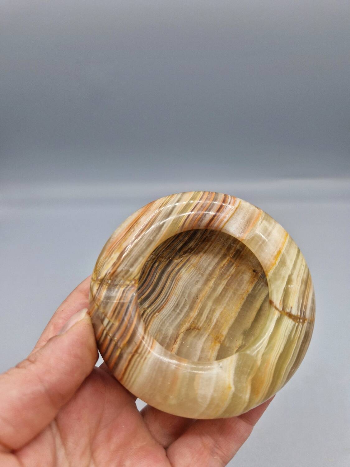 Small vintage onyx ashtray with three rests