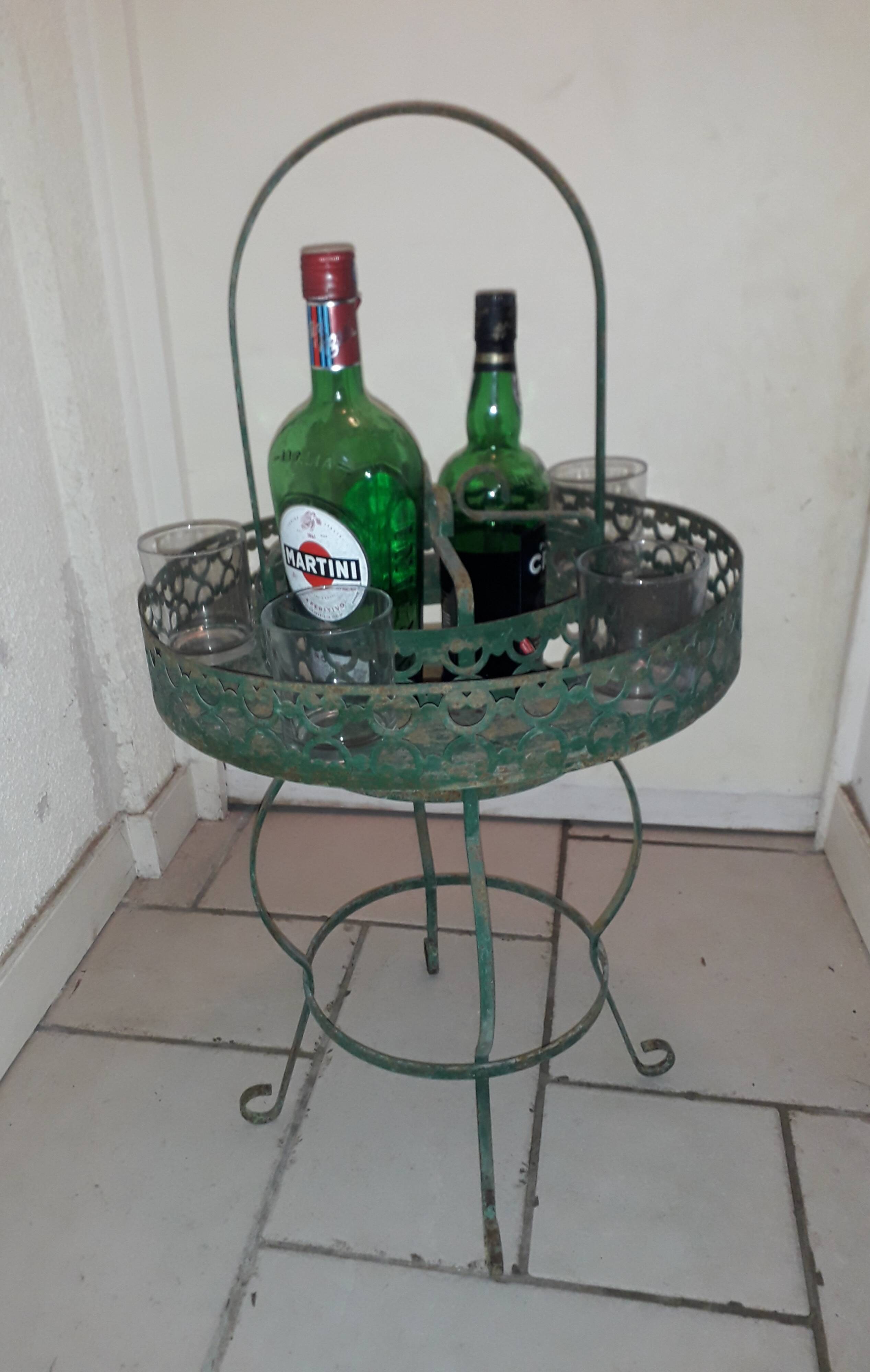 Vintage portable metal bar