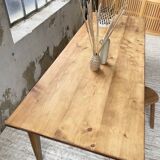 Farmhouse table with spindle legs 2.50m