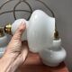 Lot de trois suspensions scandinaves en opaline blanche