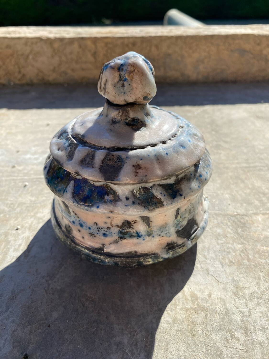 Small pot, decorative glazed