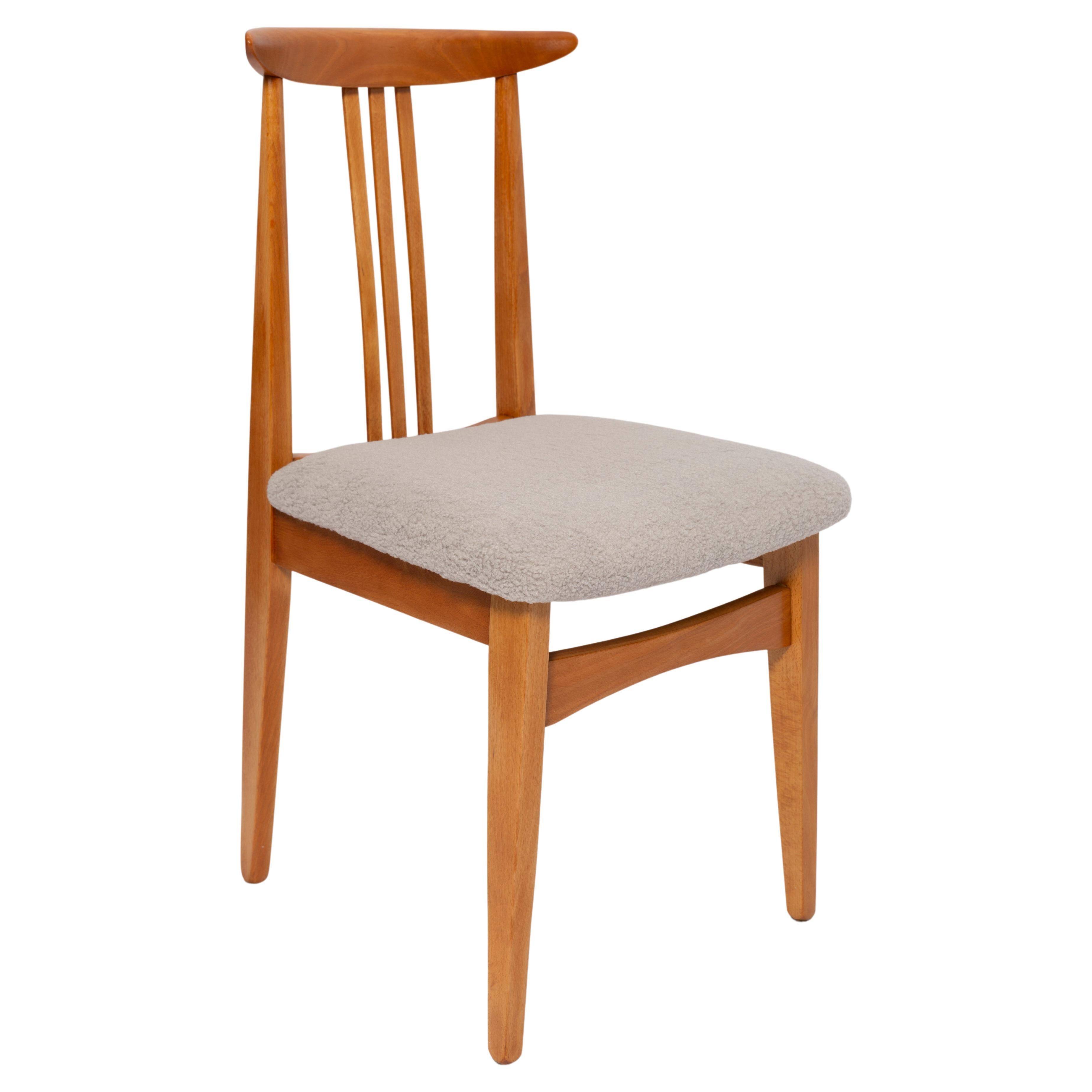 Mid-Century Chair in Linen Boucle and Light Wood by M. Zielinski, Europe, 1960s