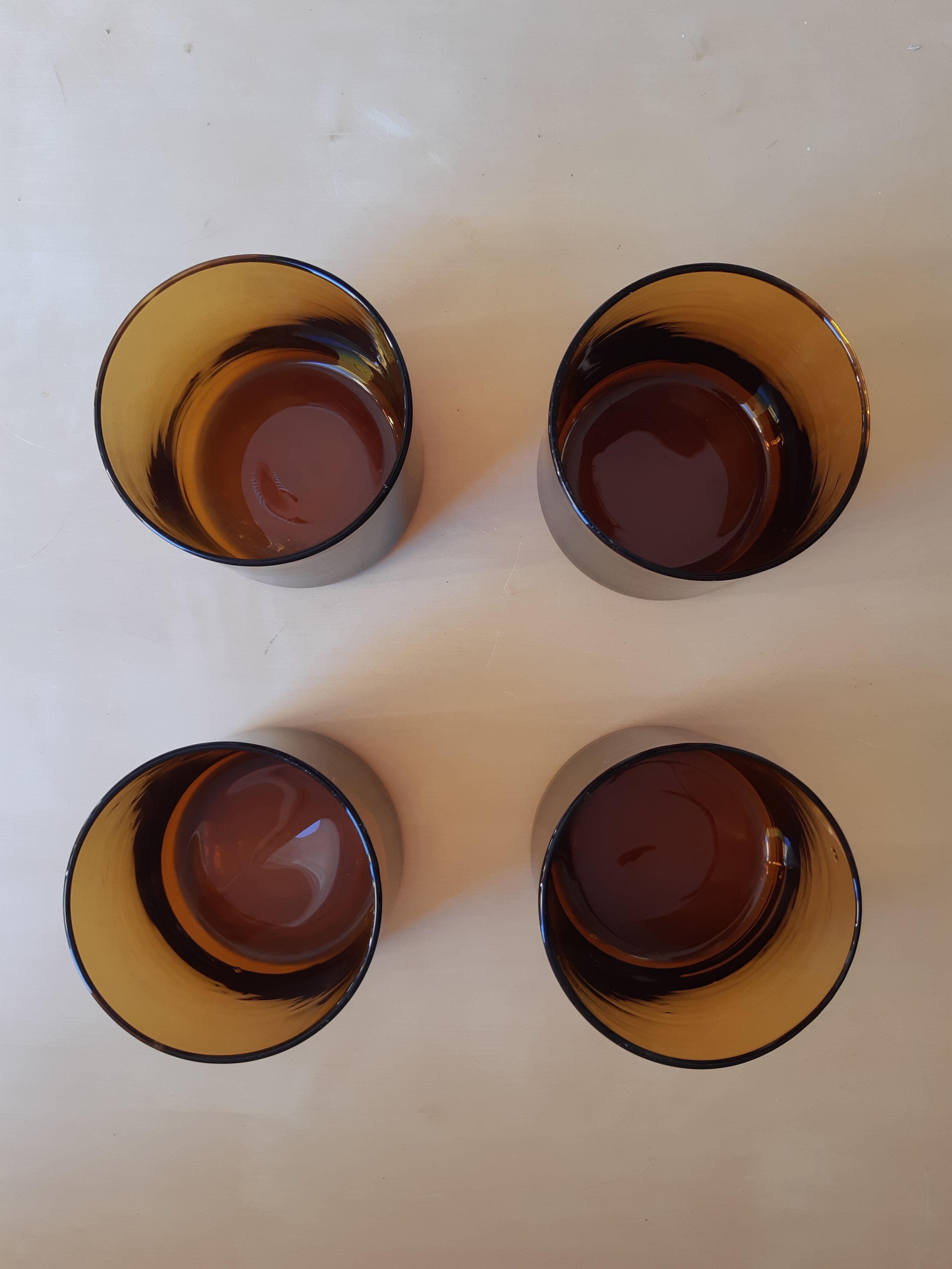 Set of 4 vintage amber whiskey glasses
