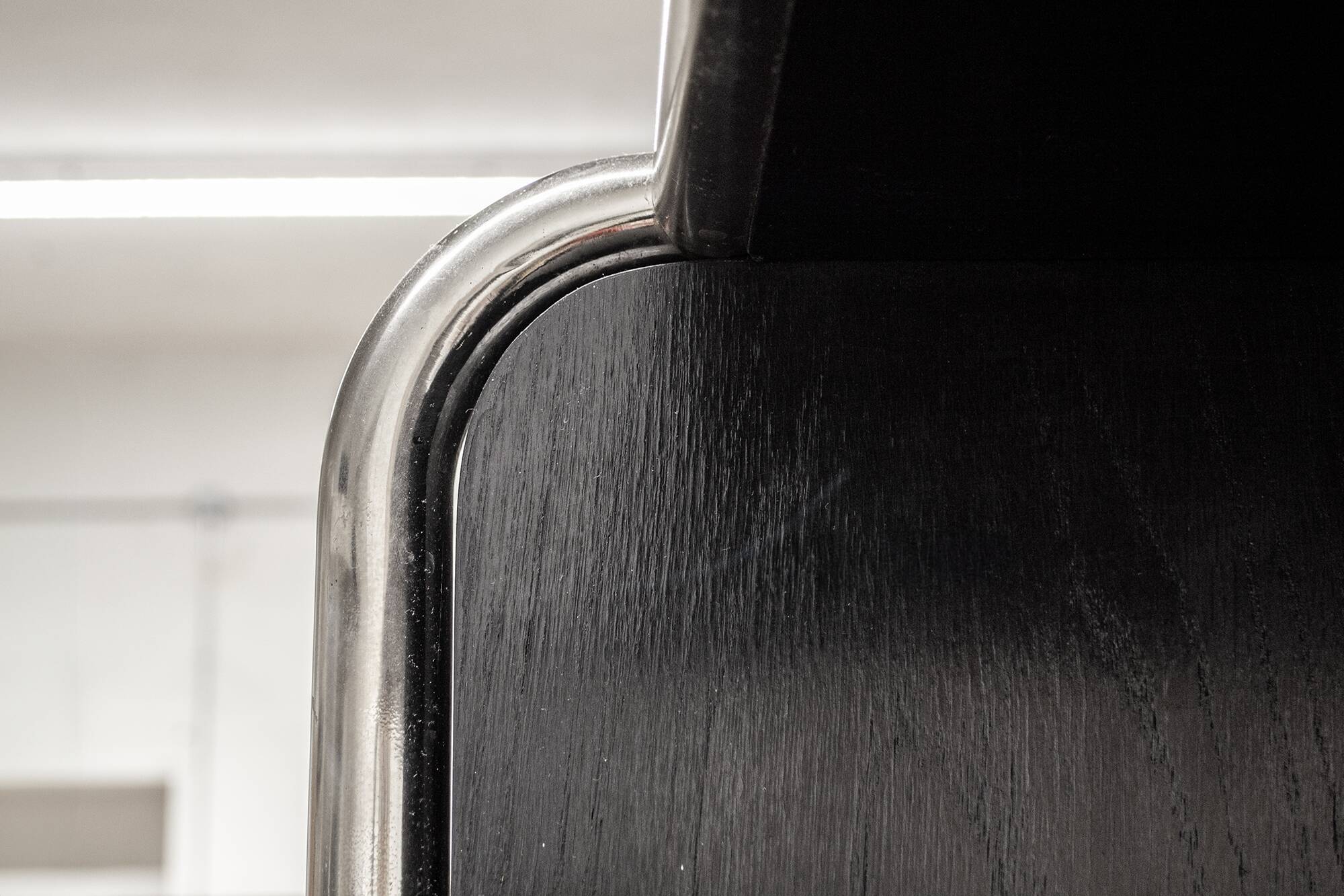 Buffet en acier et bois,  Bruno Weil pour Thonet, années 1930