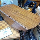 6-legged walnut shutter table