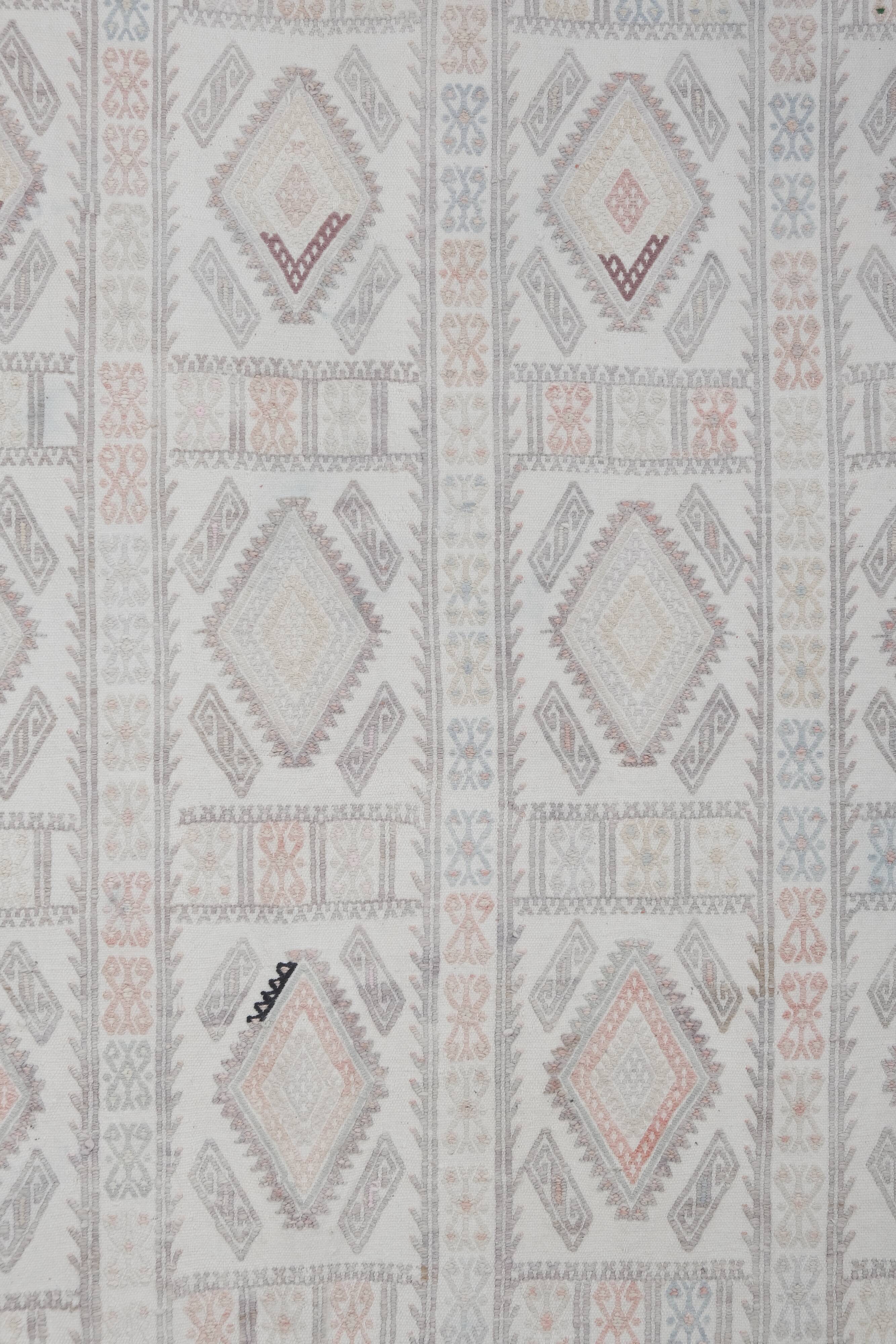 Vintage Turkish rug from Oushak, hand-woven 156x216 cm