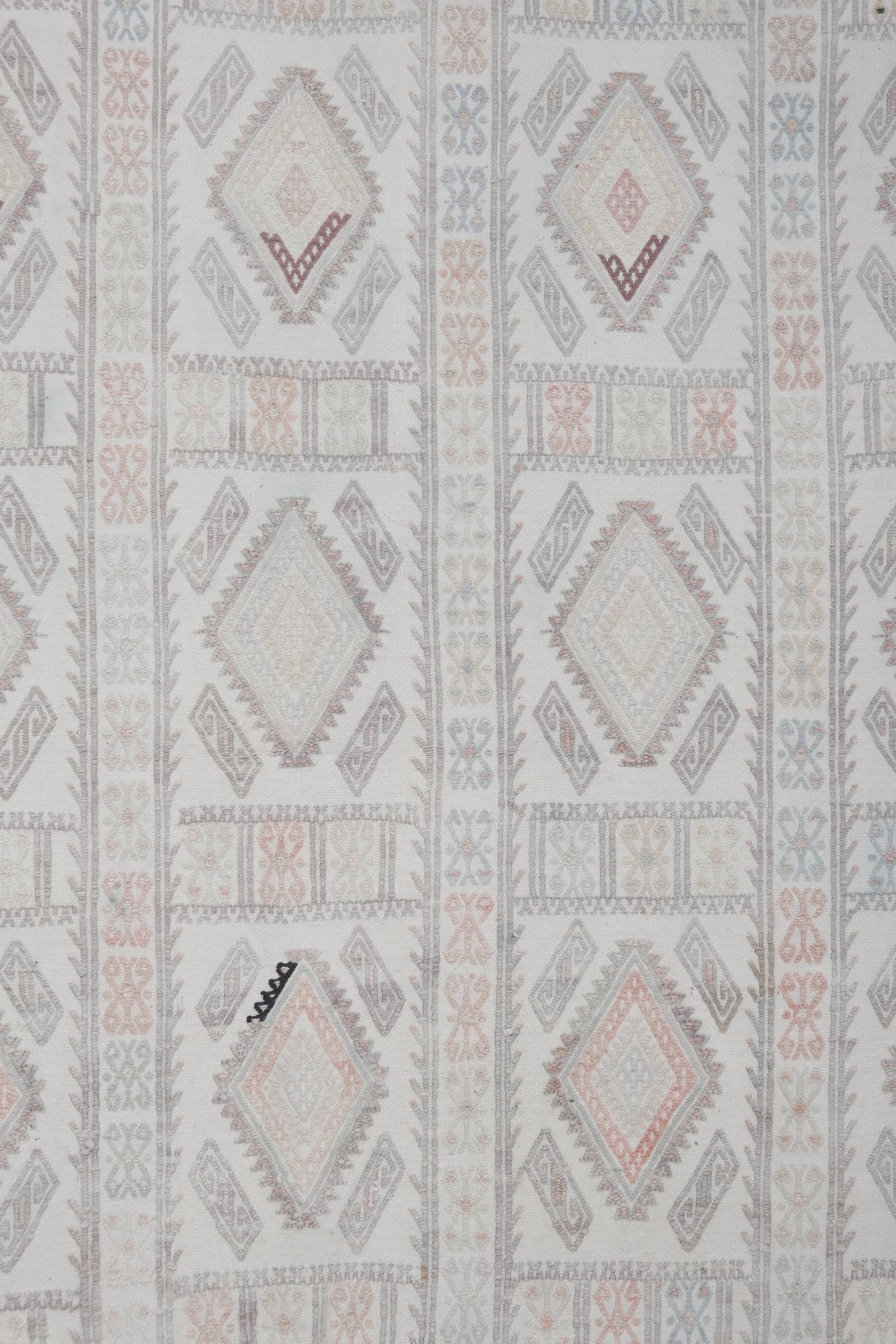 Vintage Turkish rug from Oushak, hand-woven 156x216 cm