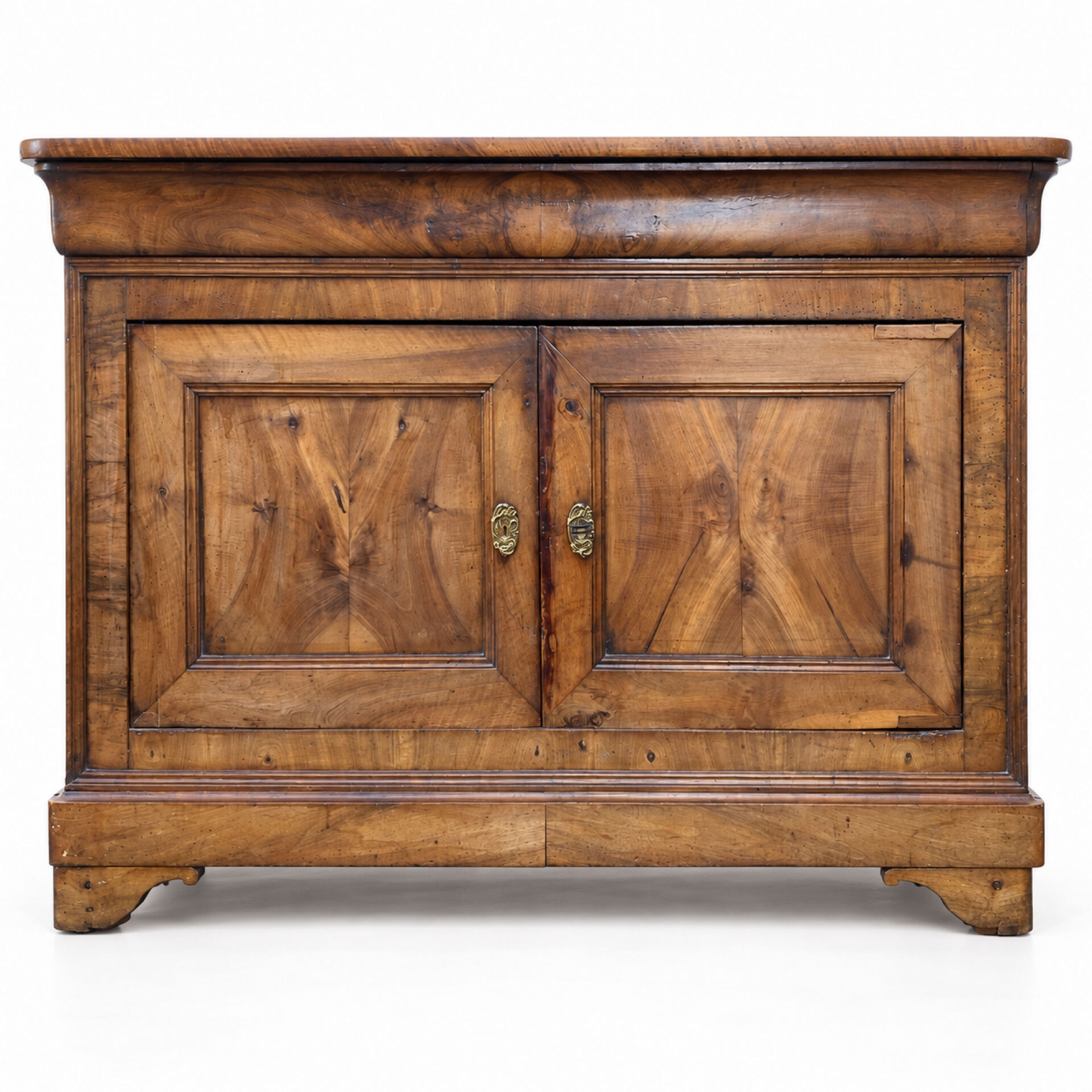Low buffet - very much in walnut Louis-Philippe from the 19th century